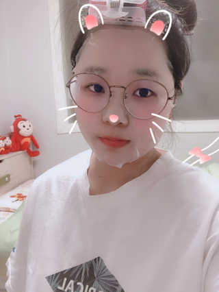 에이로 코스메틱 올인원 솔루션 마스크+모이스쳐 솔루션 마스크팩 — 3.5점을 준 리뷰어가 2019년 1월 올린 사용 사진