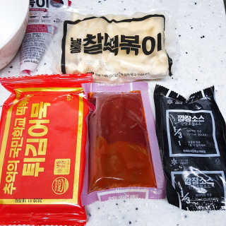 추억의 국민학교 떡볶이 시그니처국떡 + 추억의국떡 3종 — 5점을 준 리뷰어가 2019년 9월 올린 사용 사진
