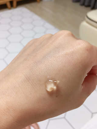 뷰티여우_아토클리닉 [아토클리닉] 아기들이 쓰는 보습, 진정 수딩젤 2개 — 4.5점을 준 리뷰어가 2019년 7월 올린 사용 사진