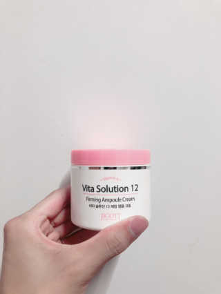 지고트 비타솔루션12 퍼밍 앰플 크림 100ml — 4점을 준 리뷰어가 2019년 7월 올린 사용 사진