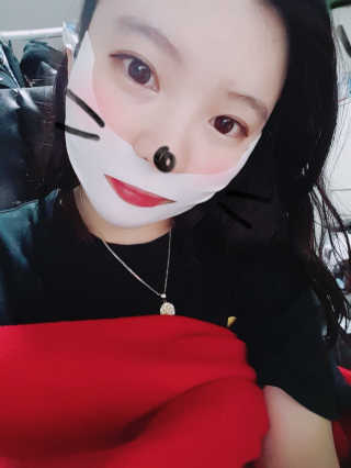 부티크브쥬르 엑스리프팅 하이드로겔 마스크 — 3.67점을 준 리뷰어가 2018년 3월 올린 사용 사진