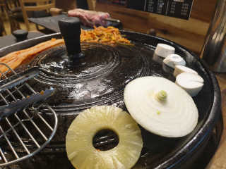 [화덕고깃간 마곡발산점] 화덕삼겹살2인분 — 5점을 준 리뷰어가 2019년 4월 올린 사용 사진