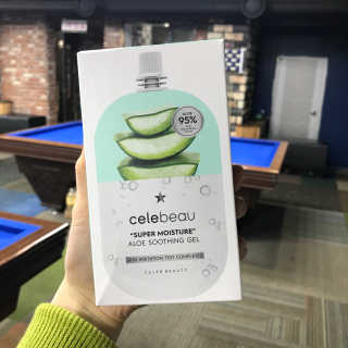셀레뷰 슈퍼 모이스처 수딩젤 — 5점을 준 리뷰어가 2018년 3월 올린 사용 사진