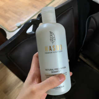 셀리본 하수오 내츄럴 프리벤션 탈모관리 샴푸 300ml — 4점을 준 리뷰어가 2019년 11월 올린 사용 사진