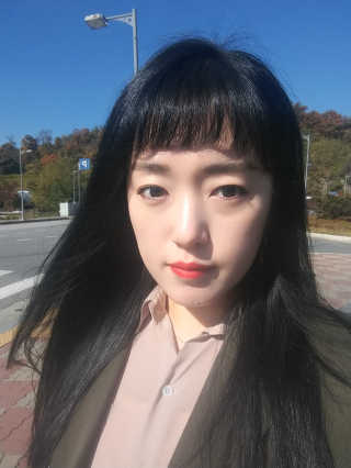 [블랙루즈] 에어 핏 벨벳틴트 시즌1 7종 중 택1+랜덤1 — 5점을 준 리뷰어가 2018년 11월 올린 사용 사진