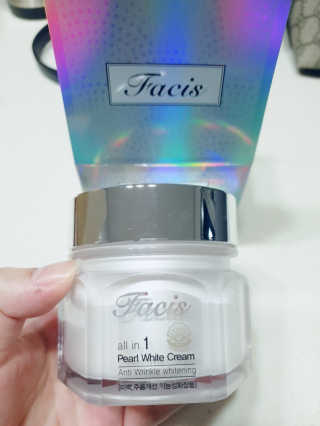 파시스 올인원 진주 화이트닝 크림 100ml — 5점을 준 리뷰어가 2019년 5월 올린 사용 사진