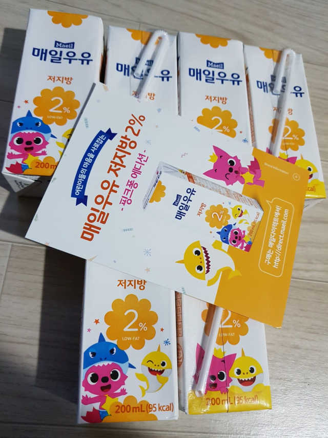 매일우유 저지방 2프로 멸균 핑크퐁 에디션 6입 리뷰 사진