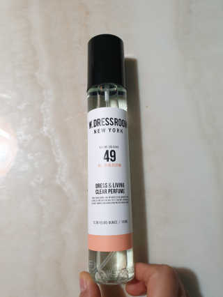 더블유드레스룸 드레스퍼퓸 150ml — 5점을 준 리뷰어가 2018년 11월 올린 사용 사진