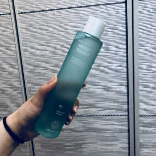 뷰디아니 지친 내 피부를 위한 첫 수분 모이스트 01 토너 — 5점을 준 리뷰어가 2018년 5월 올린 사용 사진