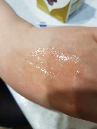 그리니프 얼티밋블레미쉬 솔루션 앰플 30ml — 4.67점을 준 리뷰어가 2019년 1월 올린 사용 사진