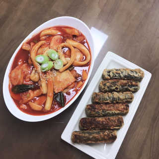 두번째 국떡 국가대표 떡볶이 1팩 + 영미칩 2봉 증정 — 5점을 준 리뷰어가 2019년 2월 올린 사용 사진