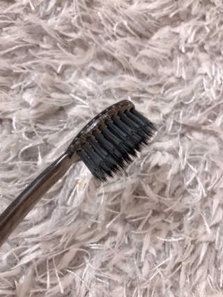 the naked object 디블랙팩치약 디블랙칫솔 세트 — 3점을 준 리뷰어가 2020년 2월 올린 사용 사진