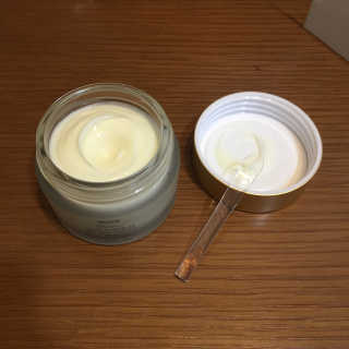 아이소이 코어탄력크림 — 3.83점을 준 리뷰어가 2018년 11월 올린 사용 사진