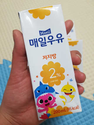 매일우유 멸균 매일우유 저지방 2프로 멸균 핑크퐁 에디션 6입 — 5점을 준 리뷰어가 2018년 1월 올린 사용 사진