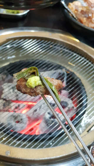 [두툼갈비] 두툼갈비 2인분 + 매콤치즈버섯 set — 4.5점을 준 리뷰어가 2018년 9월 올린 사용 사진