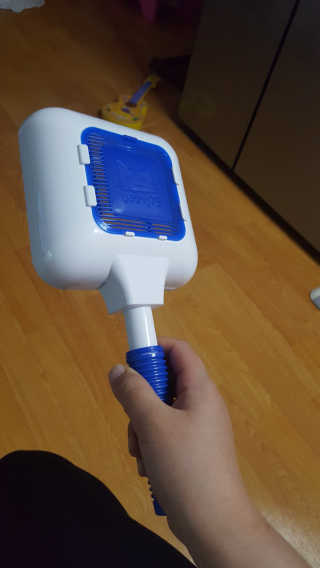 에이블루 신개념 위생 파리채 캐치에프 — 3.67점을 준 리뷰어가 2018년 6월 올린 사용 사진
