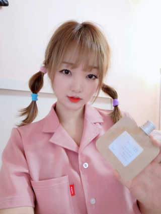 톤28 유기농 블루라이트 방어 UV 차단거리 건성용 B1 — 5점을 준 리뷰어가 2019년 5월 올린 사용 사진