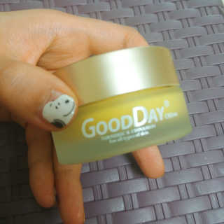 GoodDay Skincare GoodDay 강황 크림 — 4점을 준 리뷰어가 2019년 5월 올린 사용 사진