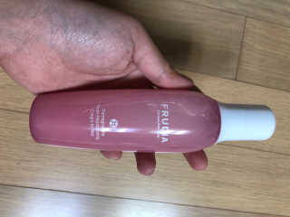 [후르디아] 주름 개선 기능성-석류 크림 미스트 — 3점을 준 리뷰어가 2019년 10월 올린 사용 사진