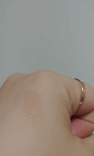 터치인솔 섀도우 팔레트와 젤아이라이너 펄덕후 세트 — 4점을 준 리뷰어가 2018년 7월 올린 사용 사진