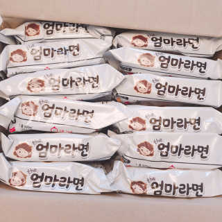 라면 그대로가 제일 맛있는 더엄마라면 — 4.5점을 준 리뷰어가 2019년 9월 올린 사용 사진
