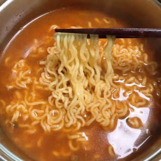 라면 그대로가 제일 맛있는 더엄마라면 — 5점을 준 리뷰어가 2019년 7월 올린 사용 사진