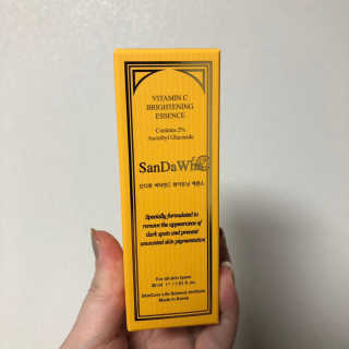 [스킨큐어] 산다화 비타민C 화이트닝 에센스 30ml — 5점을 준 리뷰어가 2019년 7월 올린 사용 사진