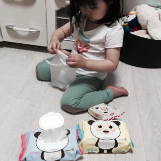 달곰이 물티슈 — 5점을 준 리뷰어가 2017년 5월 올린 사용 사진