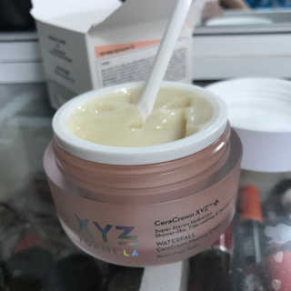 XYZ FORMULA 워터폴 라인 세라크라운 메모리 크림 — 3.83점을 준 리뷰어가 2018년 2월 올린 사용 사진
