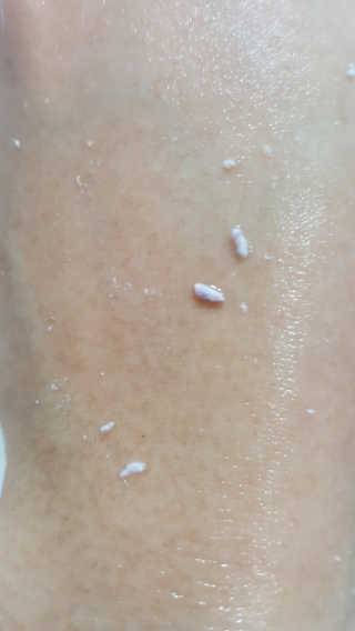 줌마들도 인정한 샤카트 페이스앤바디 필링젤 310ml — 5점을 준 리뷰어가 2018년 5월 올린 사용 사진