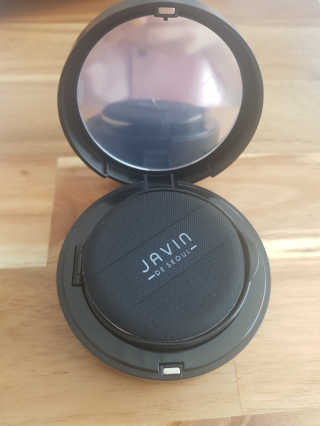 자빈드서울 윙크 파운데이션 팩트 — 3점을 준 리뷰어가 2019년 4월 올린 사용 사진