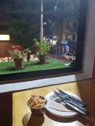 [크랩프트 신도림본점] 쉬림프 샐러드 피자 — 5점을 준 리뷰어가 2018년 9월 올린 사용 사진