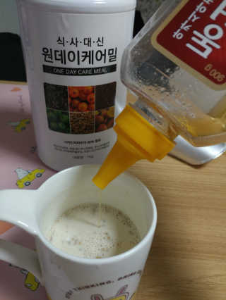 (주)이스터비엔에프 식사대용선식 원데이케어밀 1KG 대용량 — 5점을 준 리뷰어가 2019년 2월 올린 사용 사진