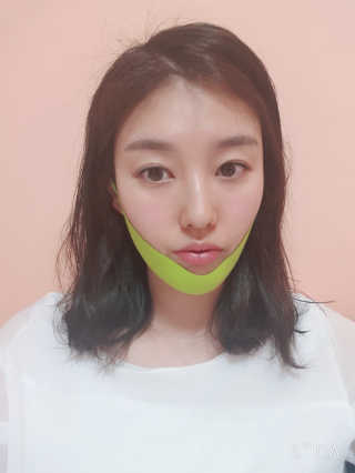 스케덤 시카 리프팅밴드 — 3.5점을 준 리뷰어가 2019년 4월 올린 사용 사진