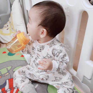 유비맘 PPSU 젖병 노꼭지_200ml_컬러 랜덤 발송 — 4점을 준 리뷰어가 2019년 12월 올린 사용 사진