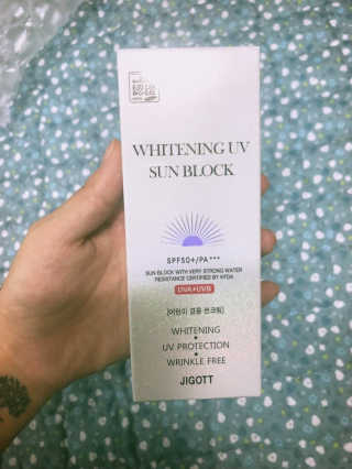 지고트 화이트닝 유브이 썬블럭 크림 70ml,1+1 — 4.5점을 준 리뷰어가 2019년 6월 올린 사용 사진