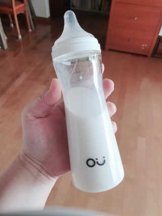 엄마의 바램을 담은 프리미엄 감성젖병 오유위시 260ml — 5점을 준 리뷰어가 2020년 3월 올린 사용 사진