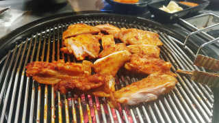 [서울숯불닭갈비] 닭갈비 세트메뉴 — 5점을 준 리뷰어가 2018년 8월 올린 사용 사진