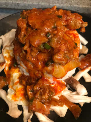 뜰아채유통 춘천닭갈비덮밥소스와 머쉬마루 버섯 — 5점을 준 리뷰어가 2018년 10월 올린 사용 사진