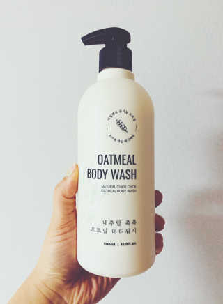 (주)에네스티 내추럴 촉촉  오트밀 바디워시 500ml — 5점을 준 리뷰어가 2020년 3월 올린 사용 사진