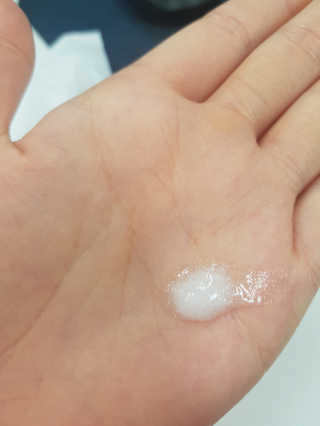 보타미안  엔젤모링가 아쿠아베리어 팩 — 5점을 준 리뷰어가 2018년 6월 올린 사용 사진