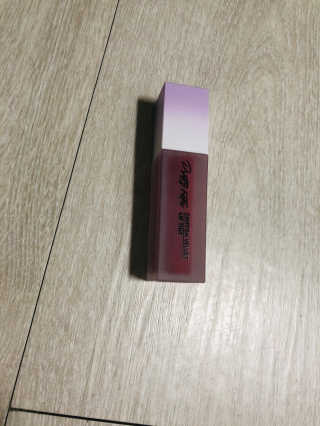 터치인솔 프리티필터 쉬폰 벨벳 립틴트 — 5점을 준 리뷰어가 2018년 10월 올린 사용 사진