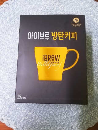 한국맥널티 아이브루 방탄커피 — 3.5점을 준 리뷰어가 2019년 8월 올린 사용 사진