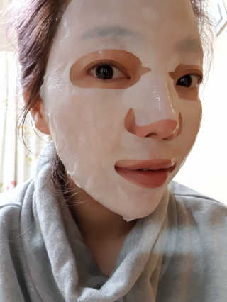 유산균하우스 [프로바이오닉]스킨프로바이오틱스 마스크 10매입 — 4.5점을 준 리뷰어가 2019년 2월 올린 사용 사진