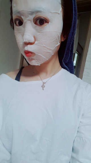 23years old 바데카실 더마실 마스크 — 4.83점을 준 리뷰어가 2018년 4월 올린 사용 사진