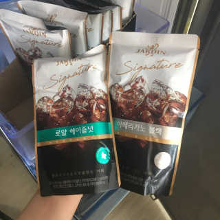 (주)쟈뎅 쟈뎅 시그니처 블랙, 헤이즐넛 230ml — 4.17점을 준 리뷰어가 2018년 7월 올린 사용 사진