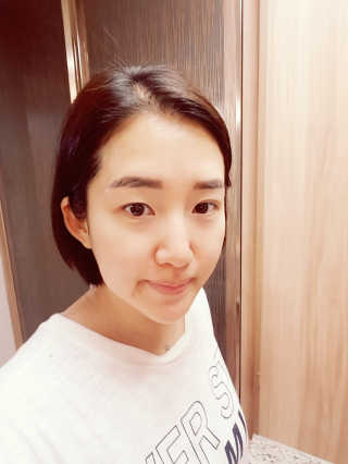 디시크릿 펩타이드 슈퍼 모이스처라이징 에센스 — 5점을 준 리뷰어가 2018년 3월 올린 사용 사진