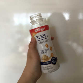 켈로그 프로틴바 멀티팩+프로틴 그래놀라 쉐이크 2종 — 5점을 준 리뷰어가 2020년 1월 올린 사용 사진