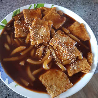 잠실맛집,홍코너떡볶이가우리집에[옛날맛,짜장맛옵션] — 5점을 준 리뷰어가 2019년 11월 올린 사용 사진