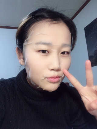 보타메디 씨놀®미라클마스크팩 — 2.5점을 준 리뷰어가 2018년 12월 올린 사용 사진
